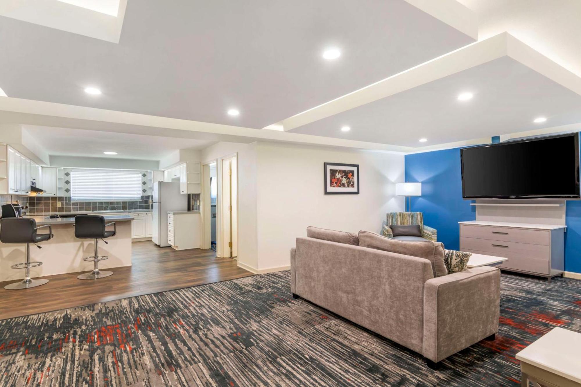 Best Western Plus Lake Lanier Gainesville Hotel&Suites Oakwood Exterior foto