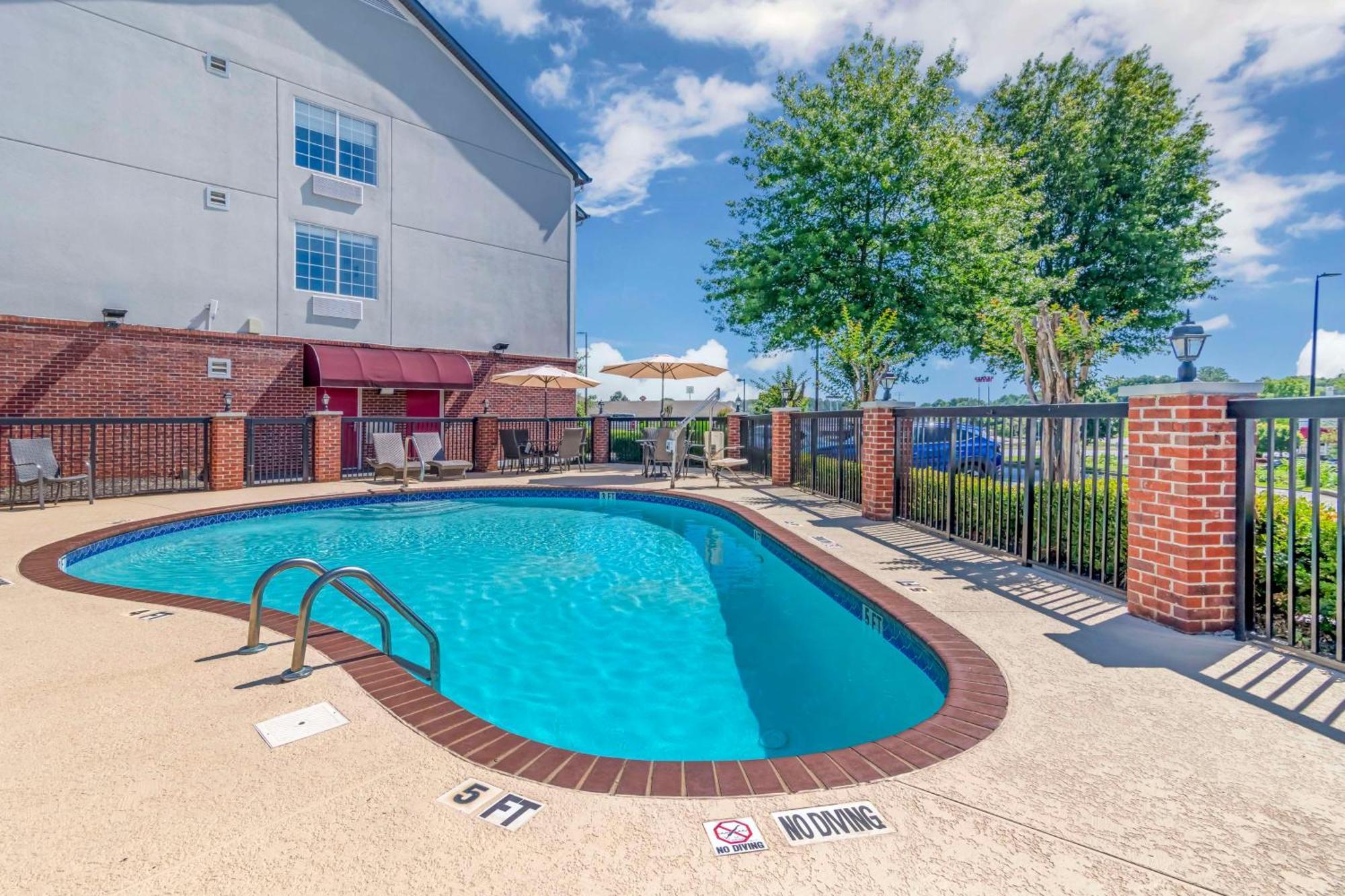 Best Western Plus Lake Lanier Gainesville Hotel&Suites Oakwood Exterior foto